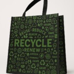 Noch natürlicher: weich im Griff, stark in der Wirkung und zu 100 % aus recyceltem PET.
