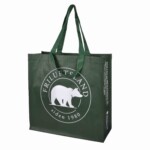 Aus Flaschen zu Taschen: langlebig, robust und wasserabweisend – richtig gut für die Umwelt.